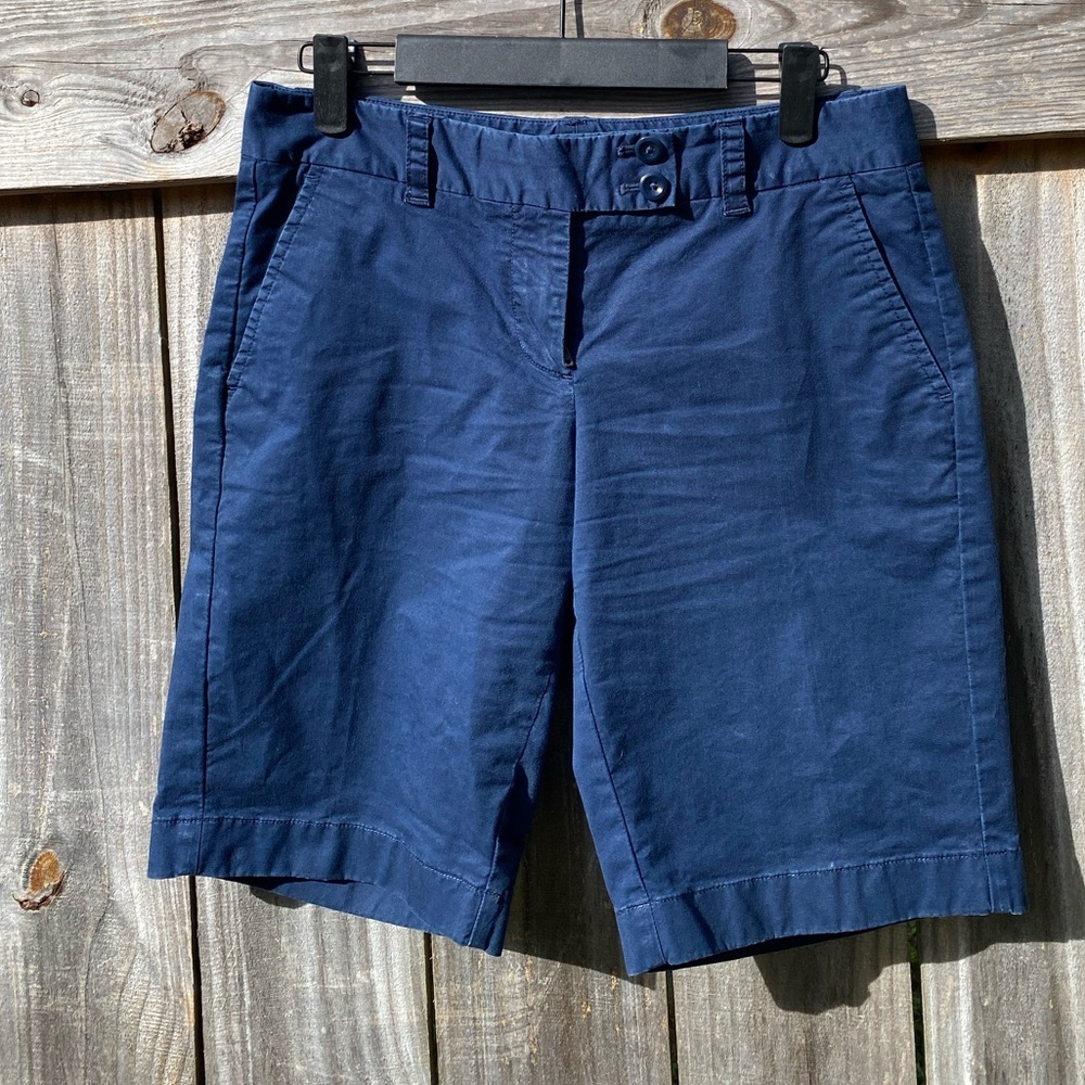 Vineyard Vines Women's Navy Blue Shorts Size 2 - Picture 1 of 6